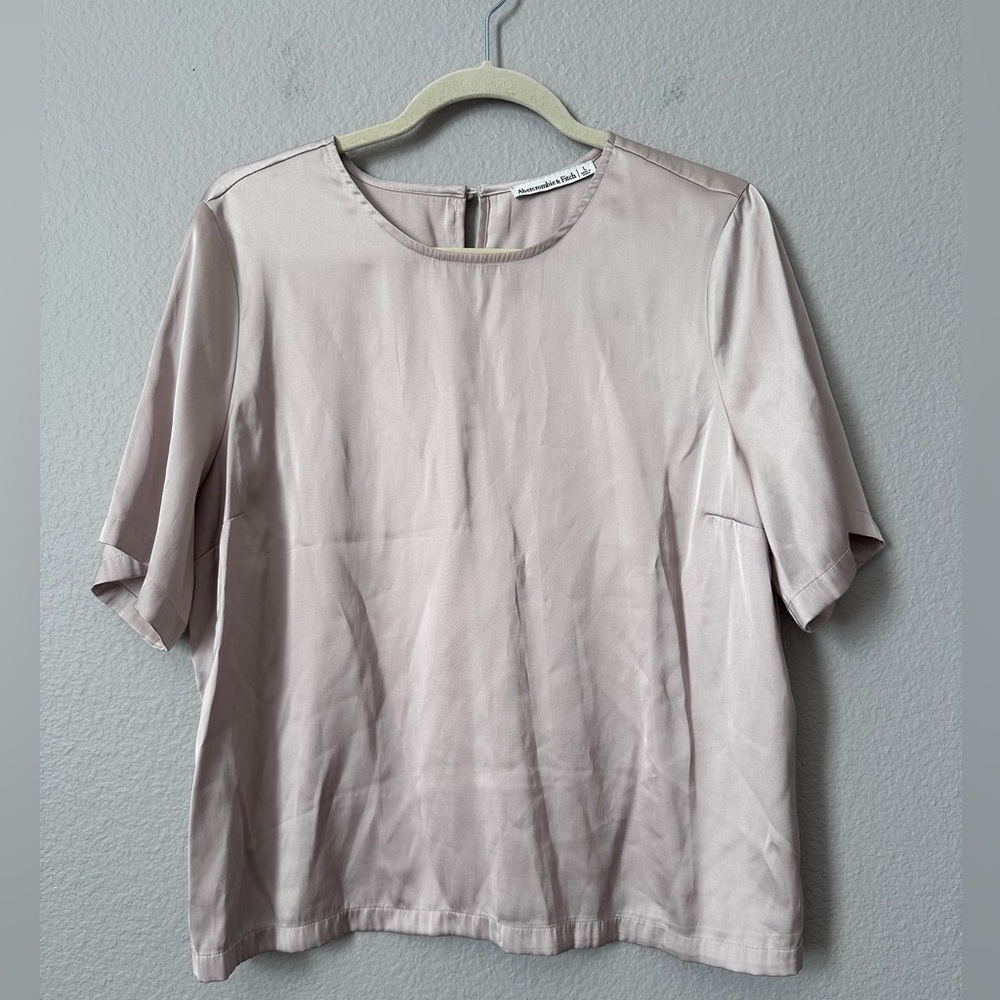 Elegant Women's Cream Top